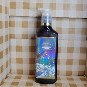 BBW Frosted Coconut Snowball cleansing gel soap 8 oz NEW coconut, vanilla, sugar
